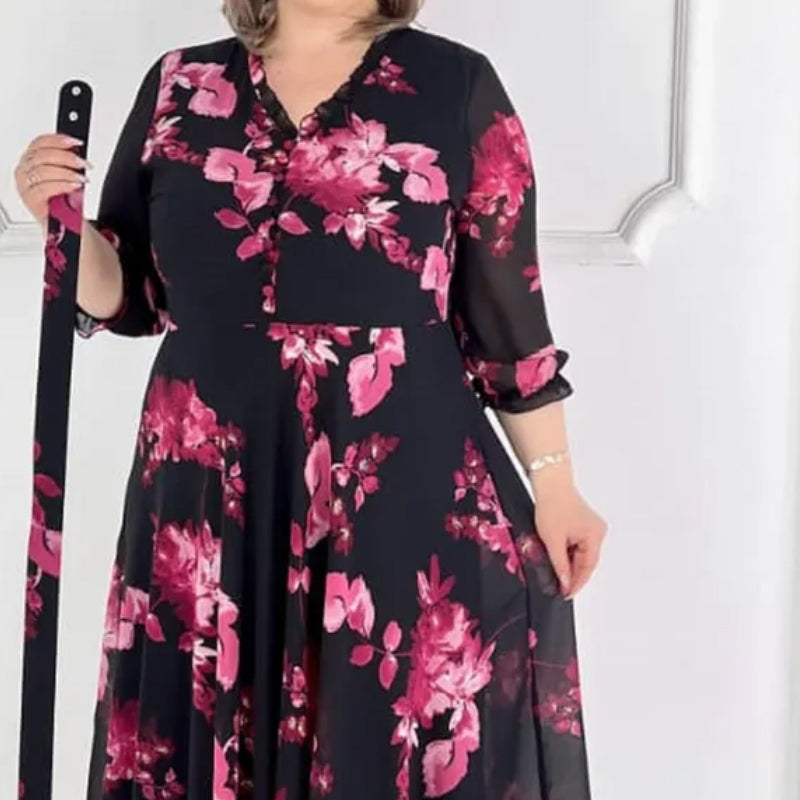 Romantic Plus Size Dress with V-Neck and Half Sleeves