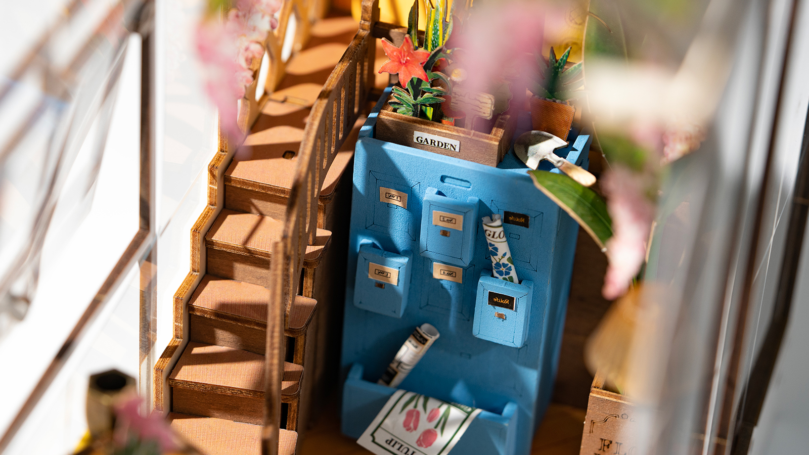 PDTO Holiday Garden House DIY Book Nook Shelf Insert Bookend
