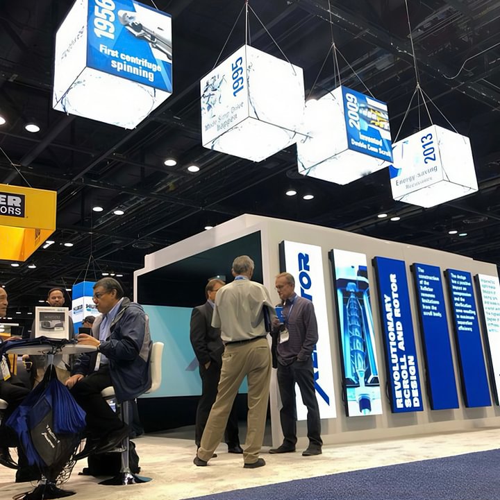 persewaaan digital signage touch screeen di semarang