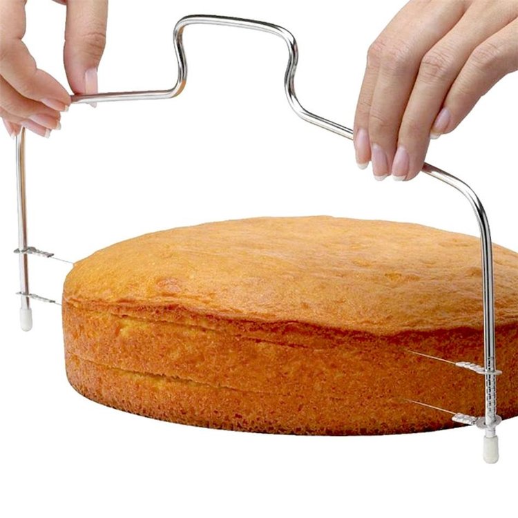 Cake Cutter Slicer
