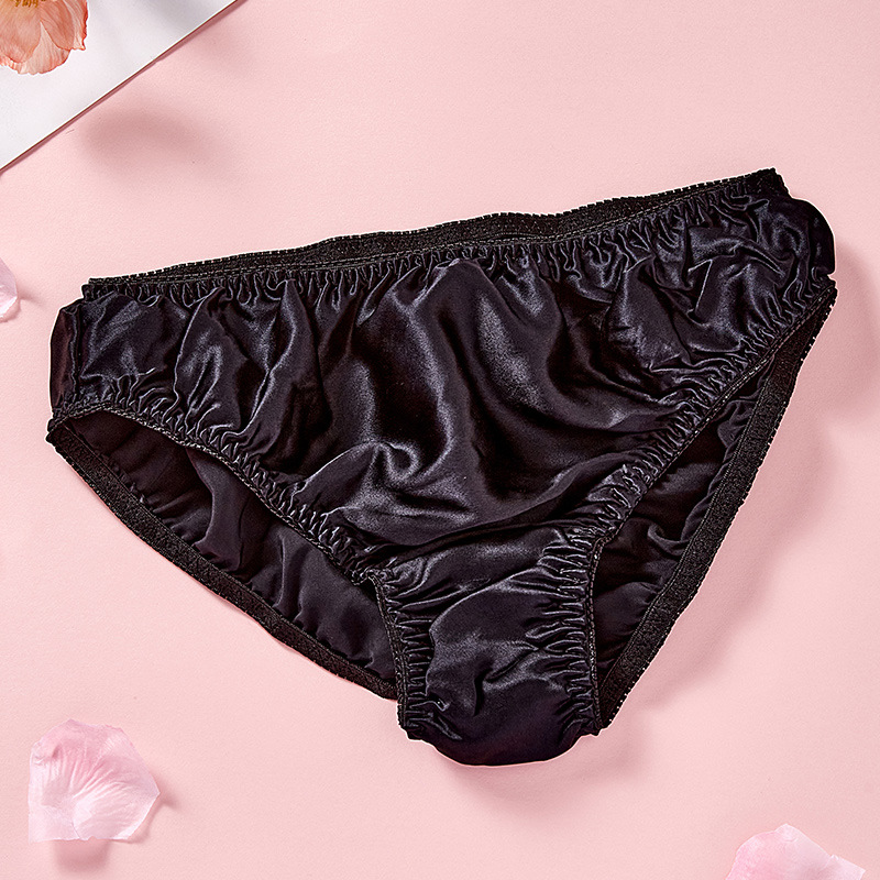Mulberry silk seamless breathable briefs