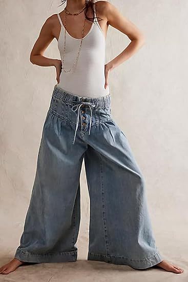Loose wide-leg jeans