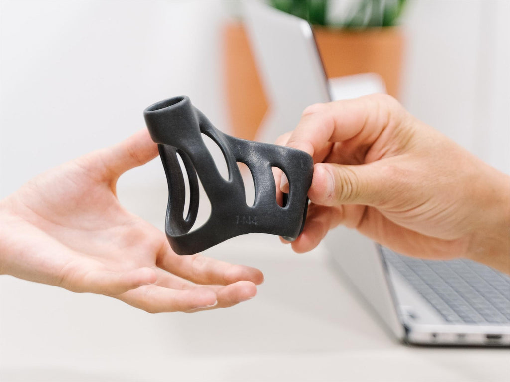 展示FDM和SLA 3D打印优势的应用