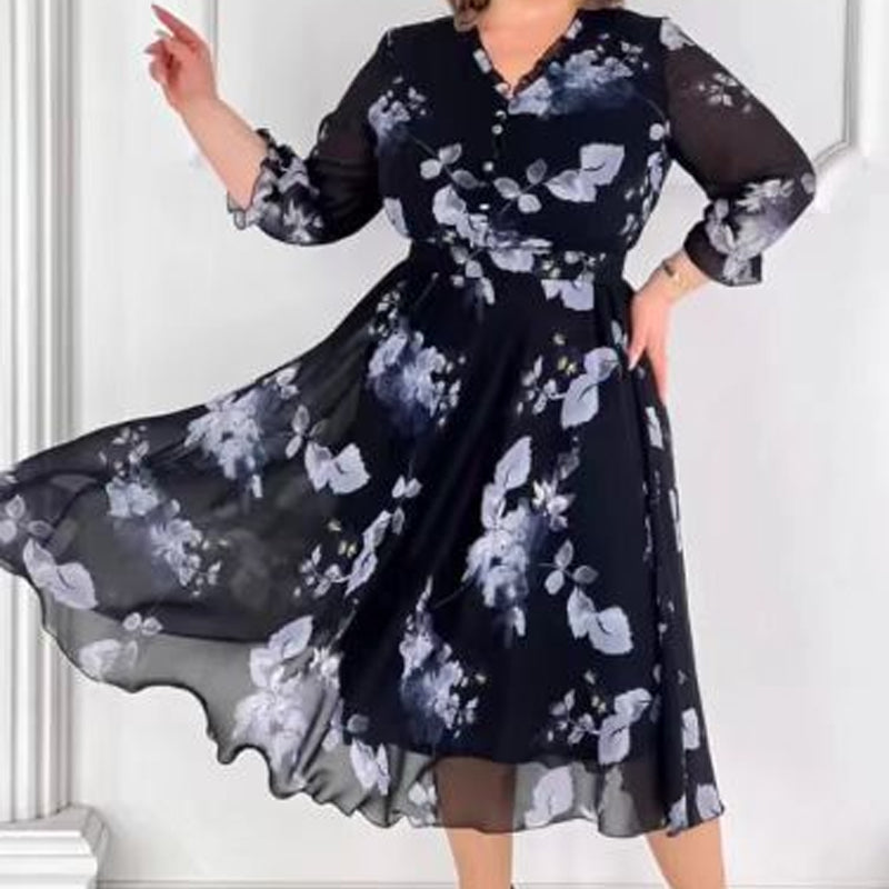 Romantic Plus Size Dress with V-Neck and Half Sleeves