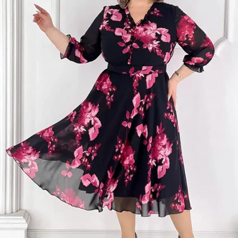 Romantic Plus Size Dress with V-Neck and Half Sleeves