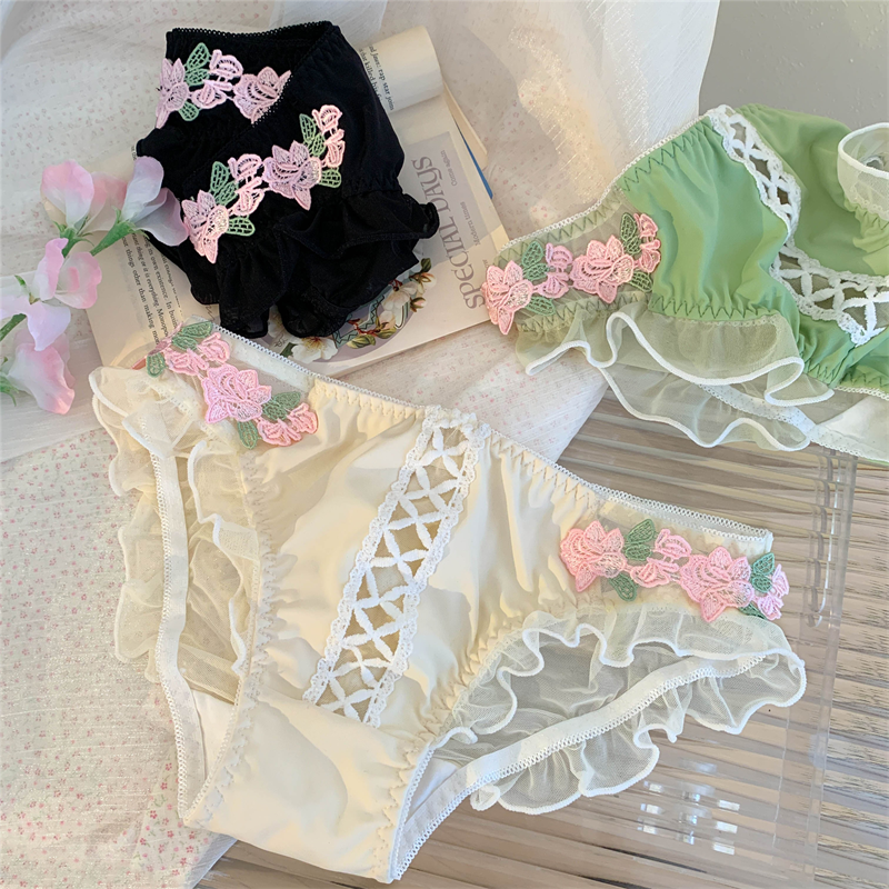 Embroidered sweet low waist hollow sexy panties