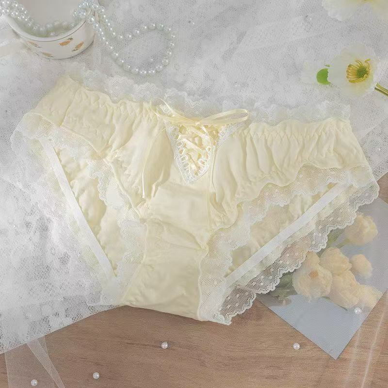 Men's Sexy Lace Binding Briefs