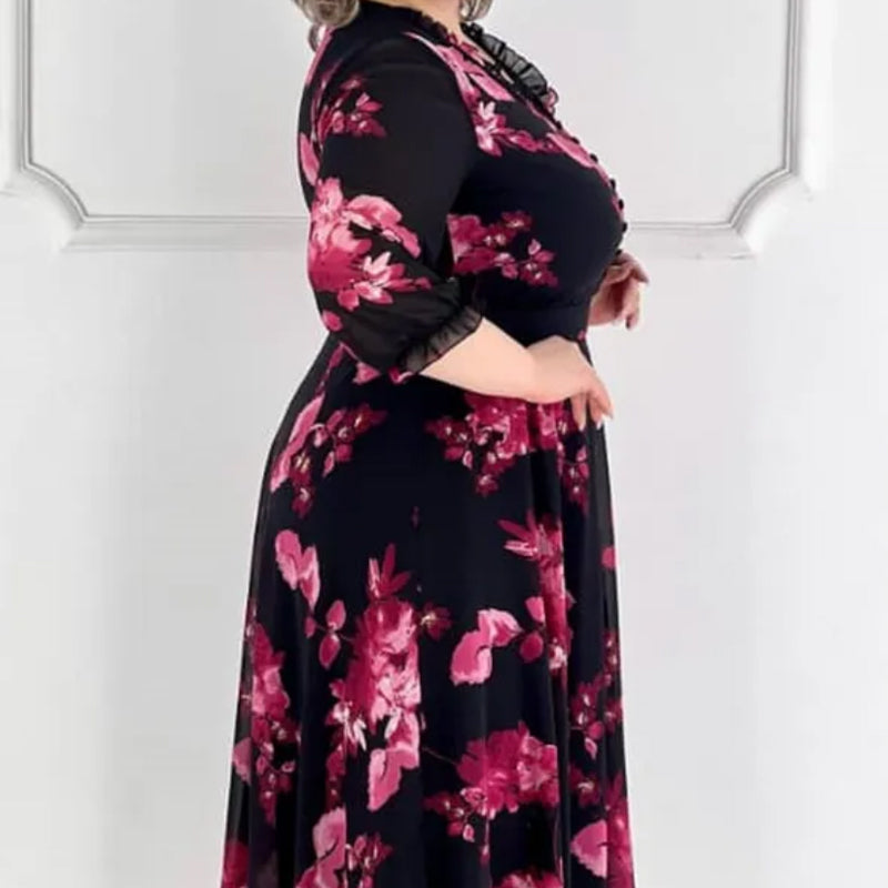 Romantic Plus Size Dress with V-Neck and Half Sleeves