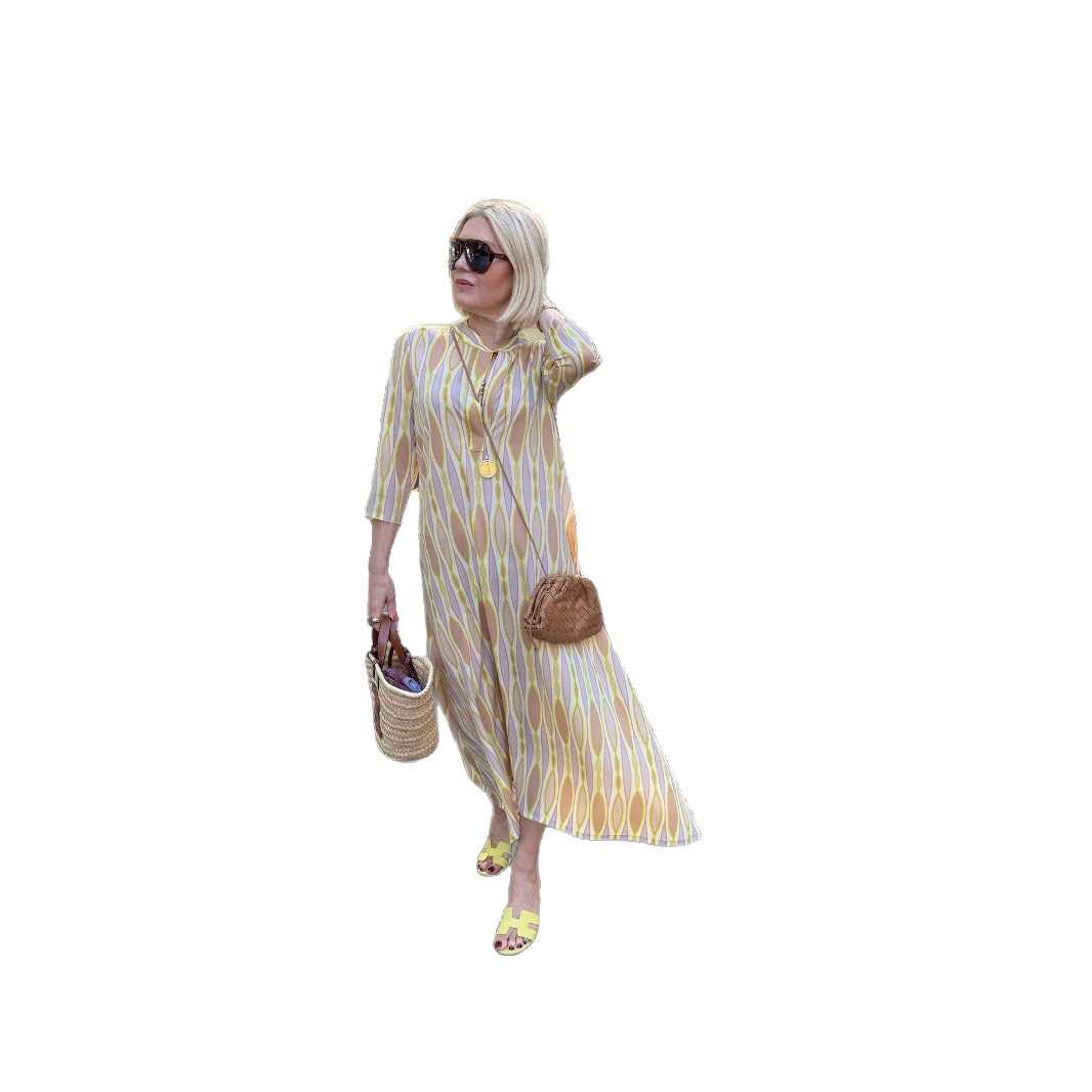 2025 women's spring and summer new V-neck fashion holiday print dress