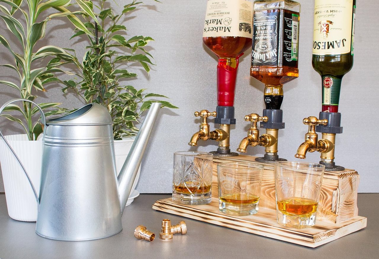 Father's Day-Liquor Alcohol Whiskey wood Dispenser