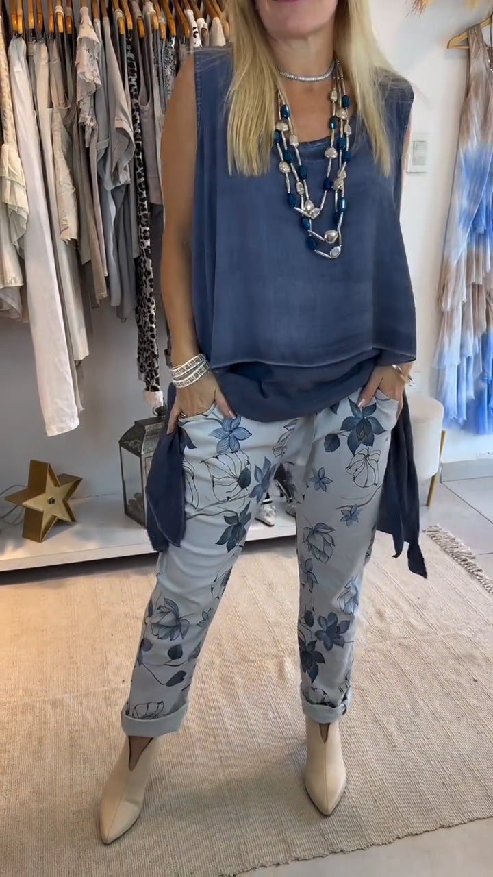 Women's Casual Solid Color Round Neck Sleeveless Irregular Double Bottom Fitted Printed Trousers